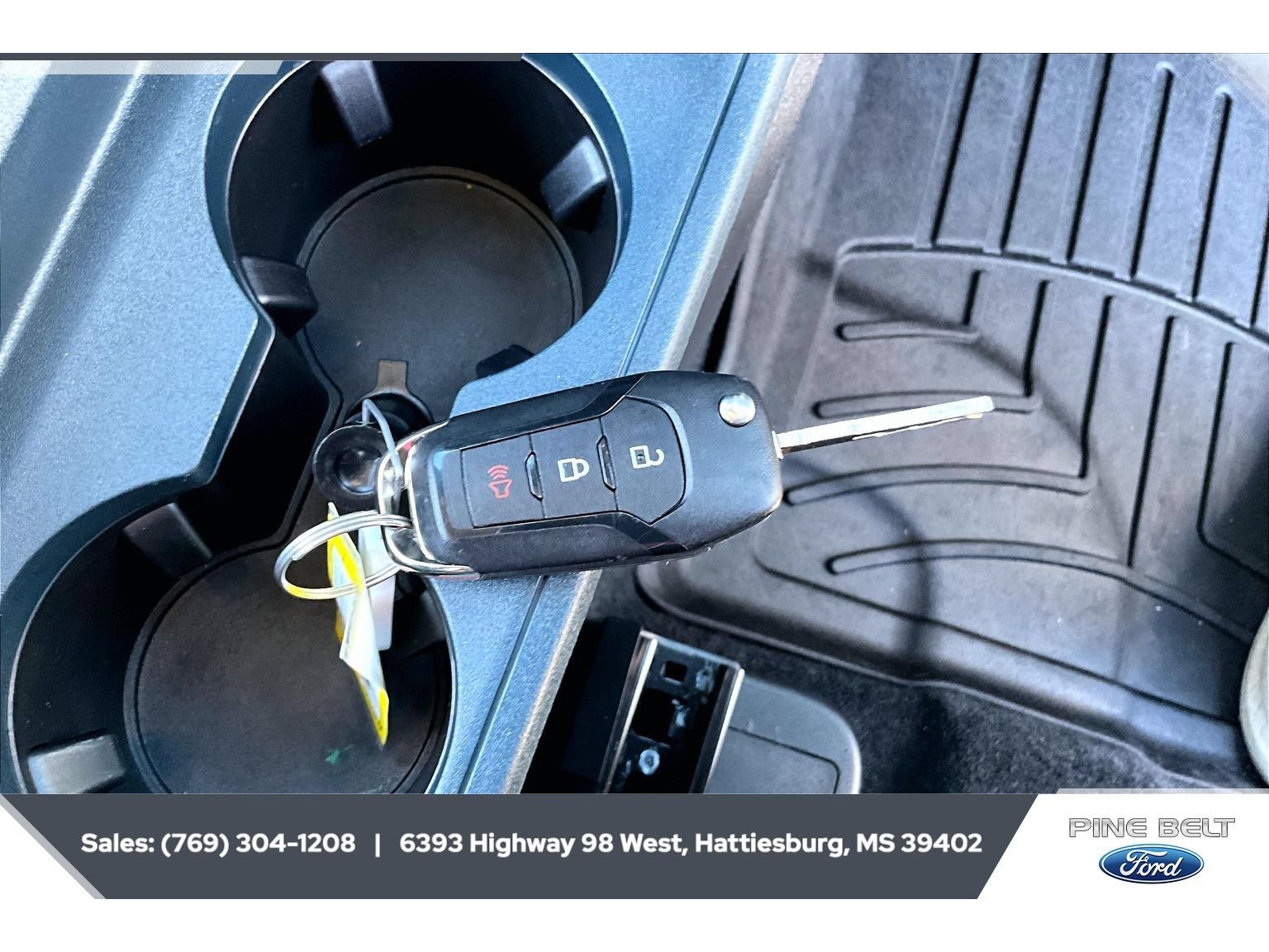 Certified 2026 Ford Maverick XL AWD/4WD image 9