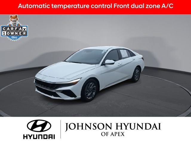 Certified 2024 Hyundai Elantra SEL image 4