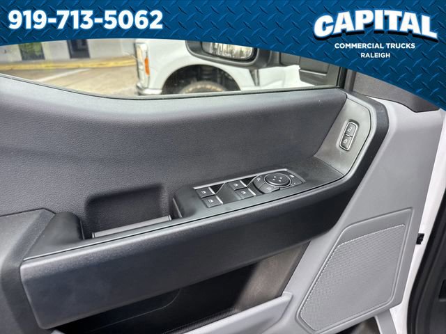 New 2026 Ford F250 XL w/ XL Chrome Package image 21