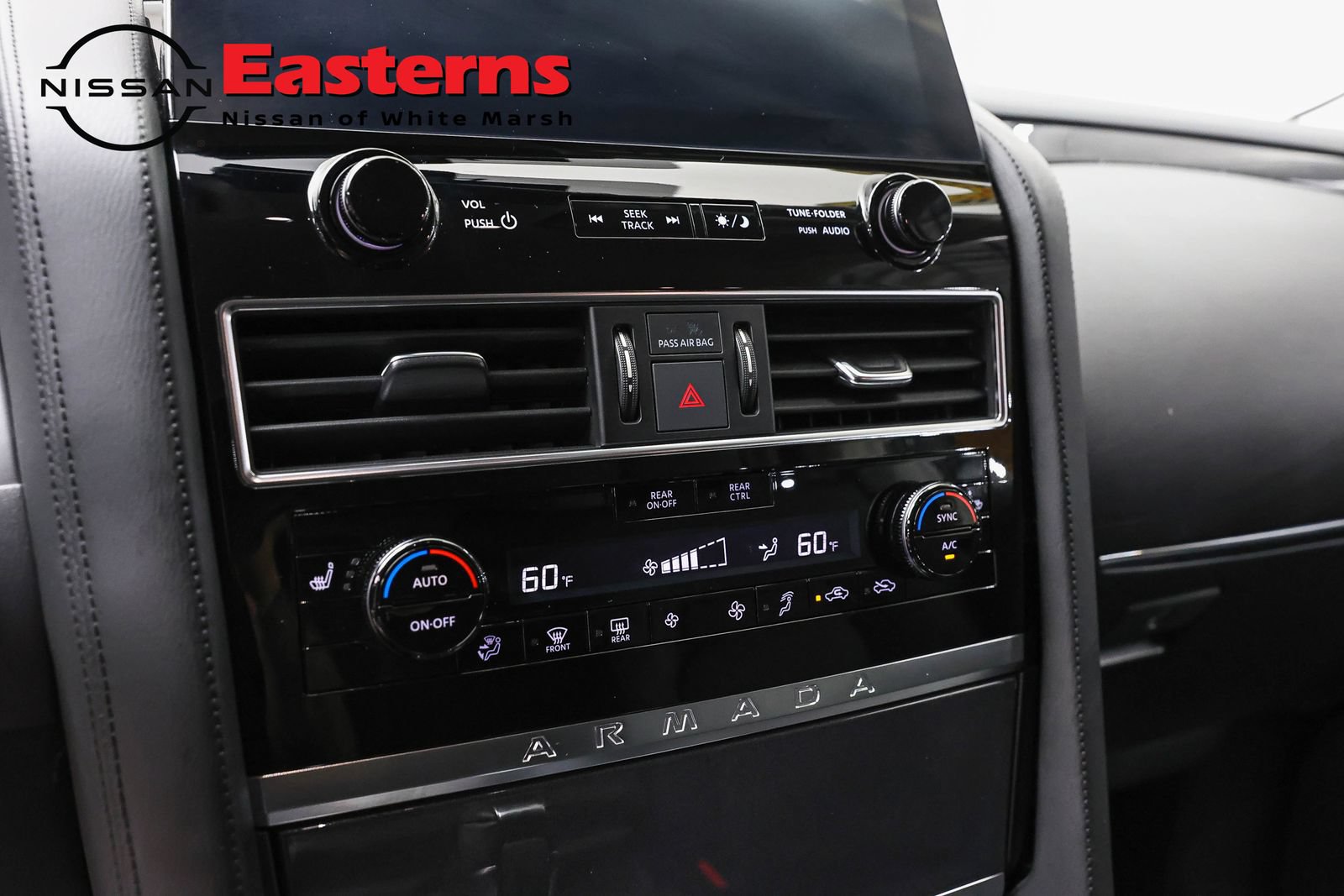 Used 2023 Nissan Armada SV AWD/4WD image 18