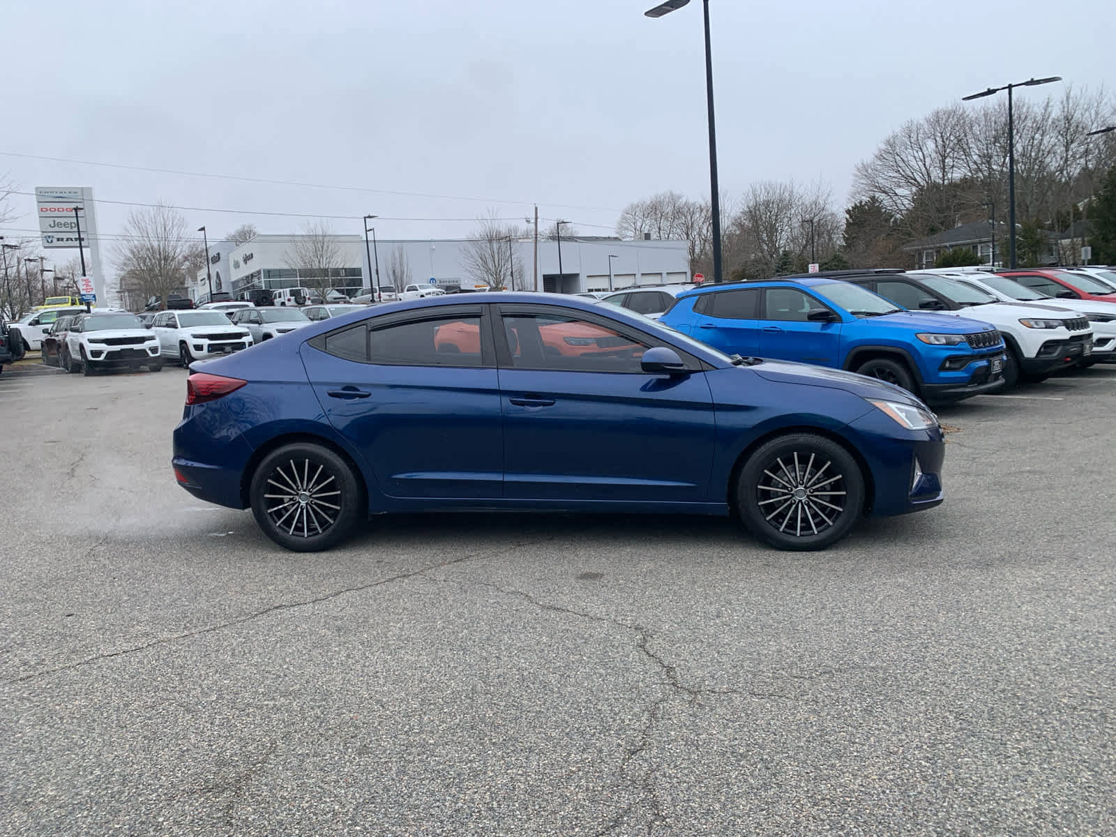 Used 2020 Hyundai Elantra SE image 7