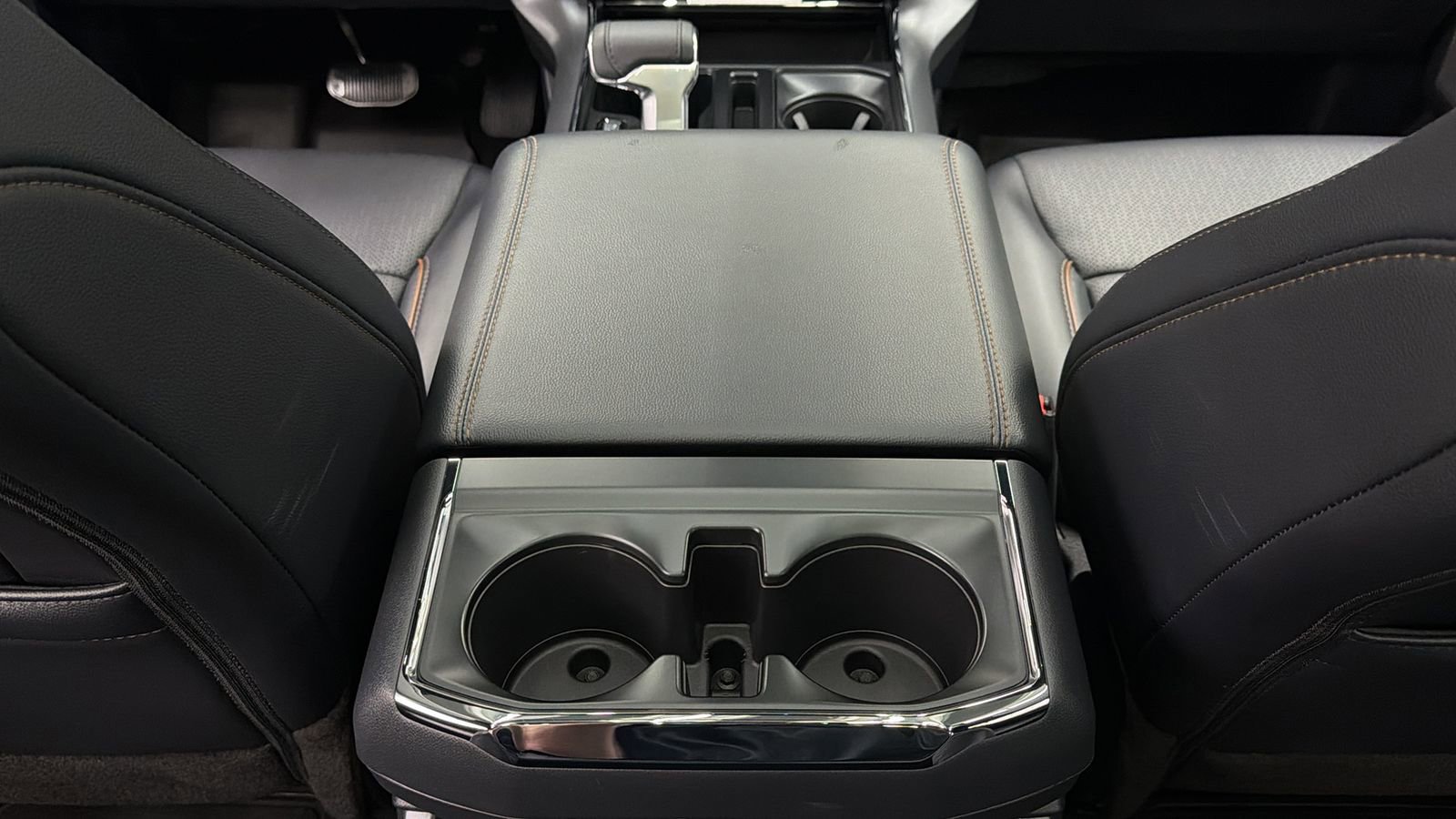 Used 2025 Ford F150 Lariat w/ Tow/Haul Package image 36