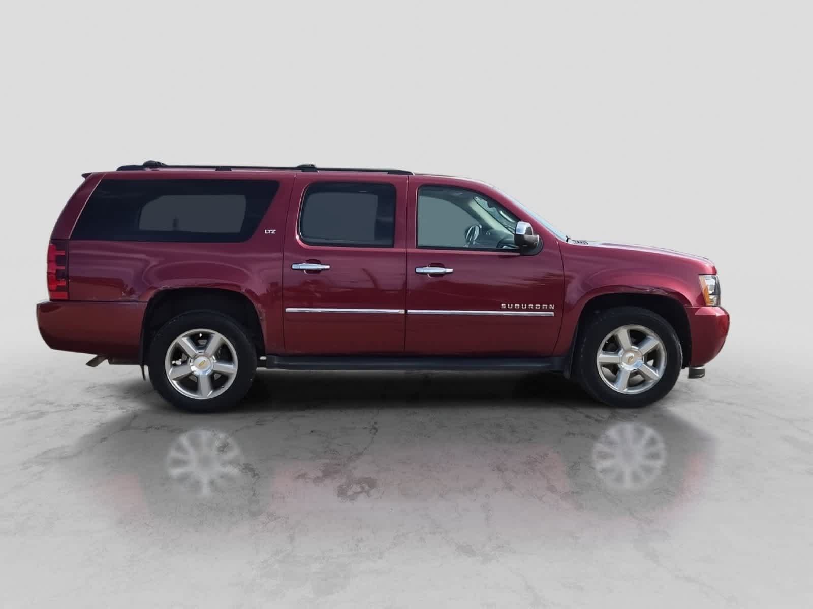 Used 2010 Chevrolet Suburban LTZ AWD/4WD image 9