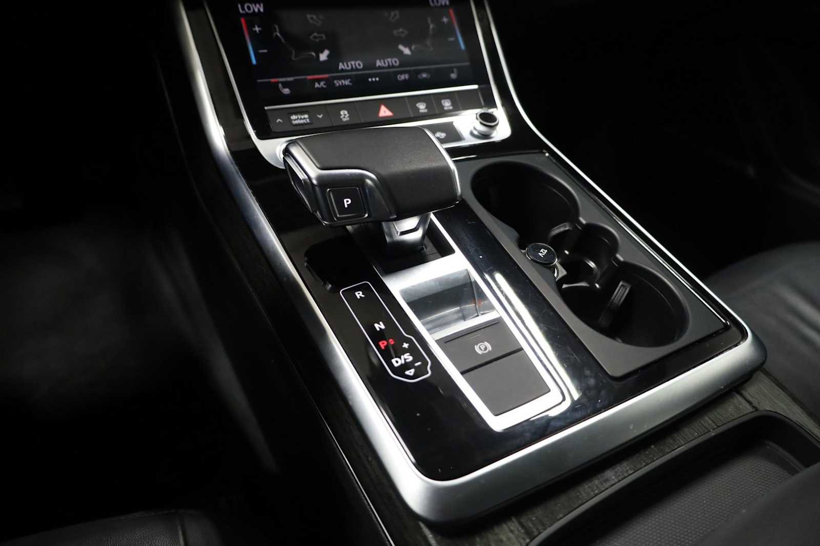 Used 2022 Audi Q7 Premium Plus image 27