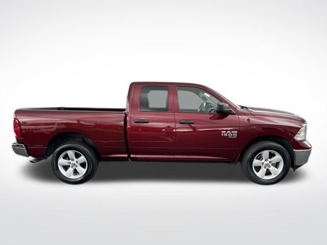 Used 2024 RAM 1500 Classic SLT AWD/4WD image 7