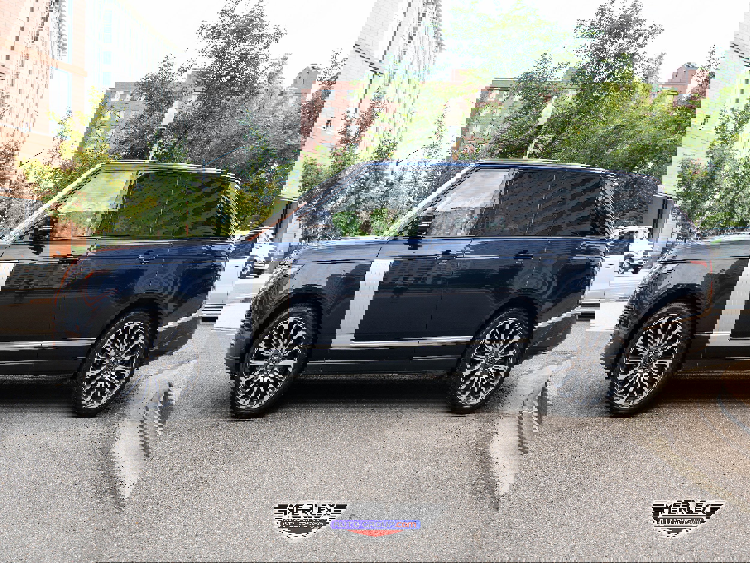 Used 2018 Land Rover Range Rover Supercharged image 4