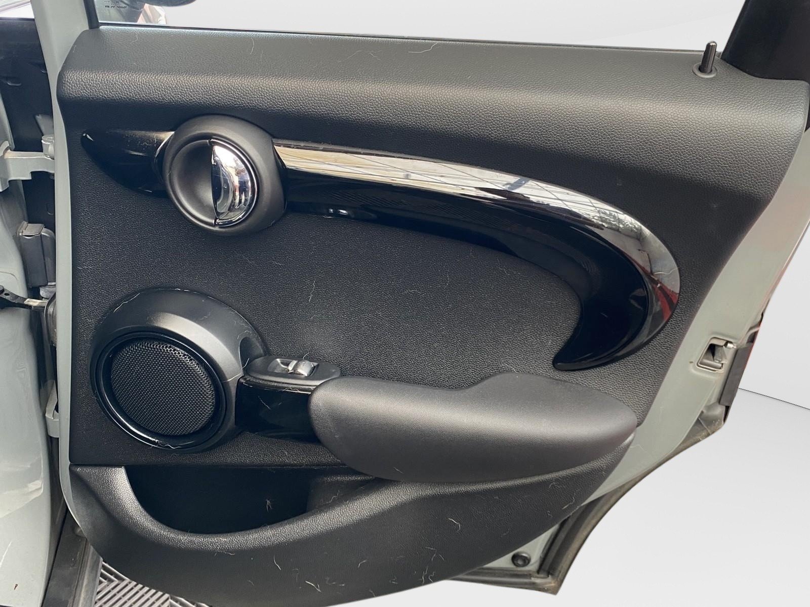 Used 2021 MINI Cooper S w/ 6.5" Touchscreen Package FWD image 10