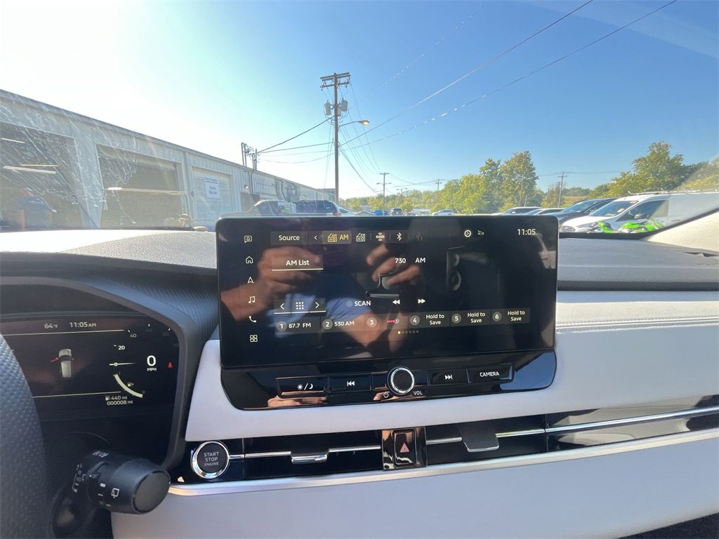 New 2025 Mitsubishi Outlander SE image 16