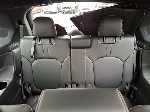 Certified 2025 Honda Pilot Black Edition image 11