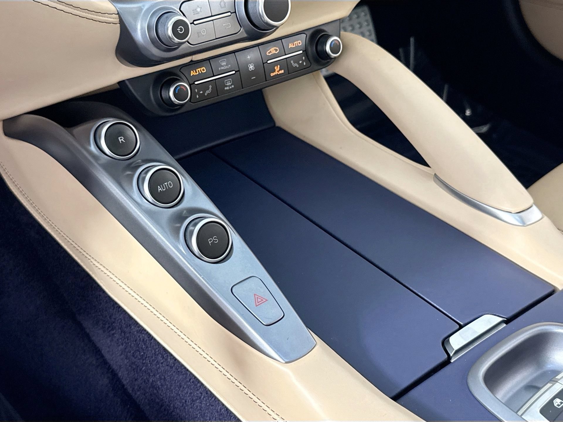 Certified 2018 Ferrari GTC4Lusso AWD/4WD image 15