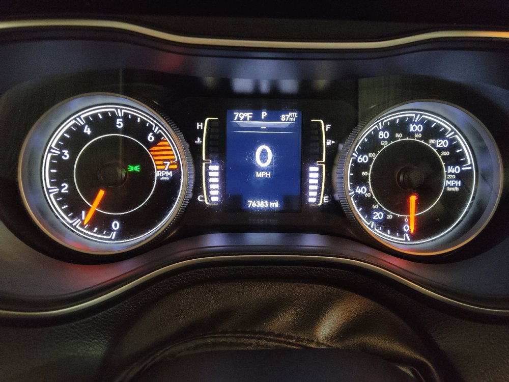 Used 2020 Jeep Cherokee Latitude image 23