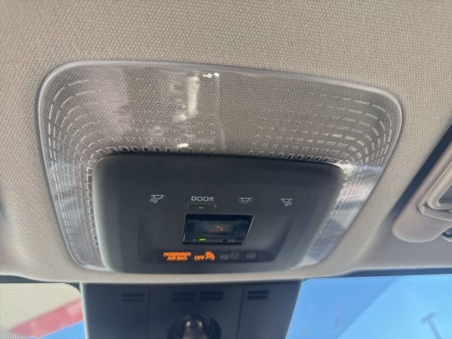 Used 2025 Toyota Prius LE image 21