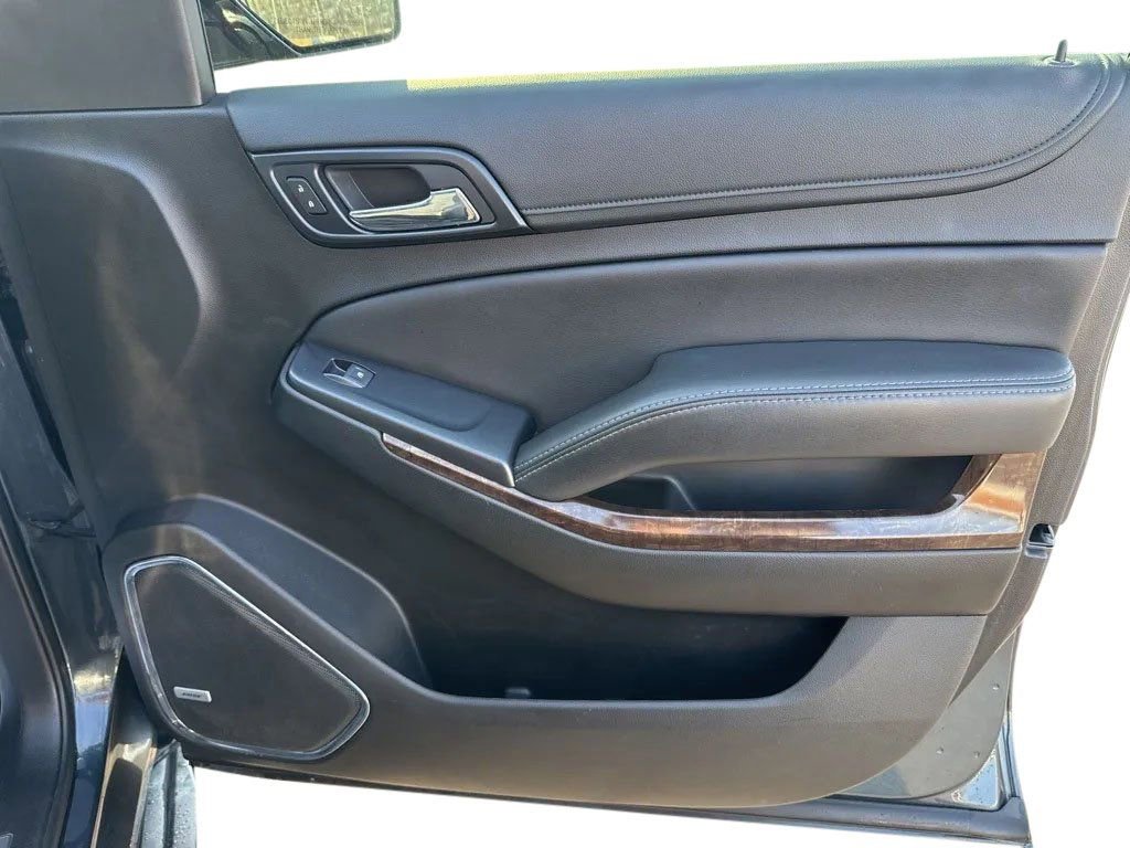 Used 2019 Chevrolet Tahoe LT AWD/4WD image 13