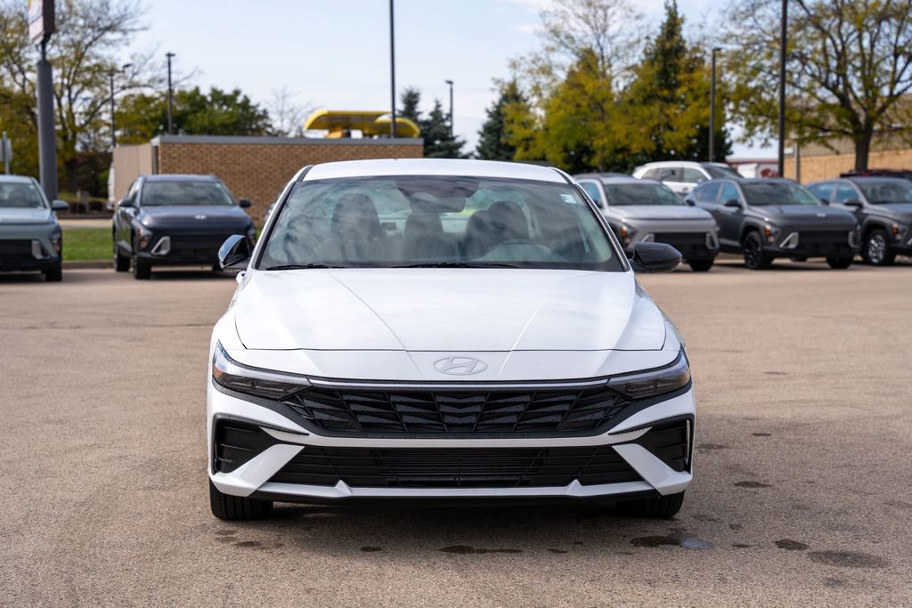 New 2025 Hyundai Elantra Sport image 2