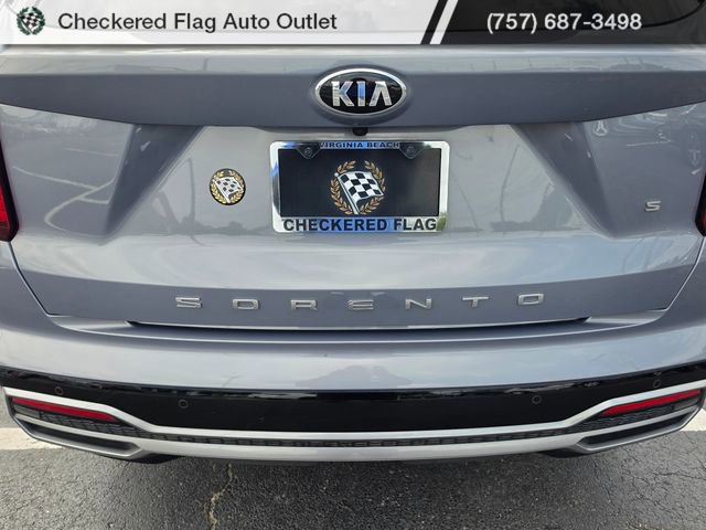Used 2021 Kia Sorento S w/ Panoramic Sunroof Package FWD image 17