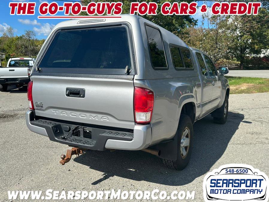 Used 2017 Toyota Tacoma 4x4 Access Cab image 5