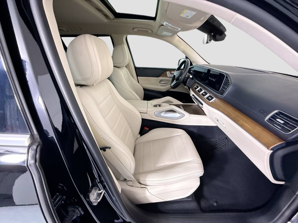 Certified 2021 Mercedes-Benz GLS 580 4MATIC image 20