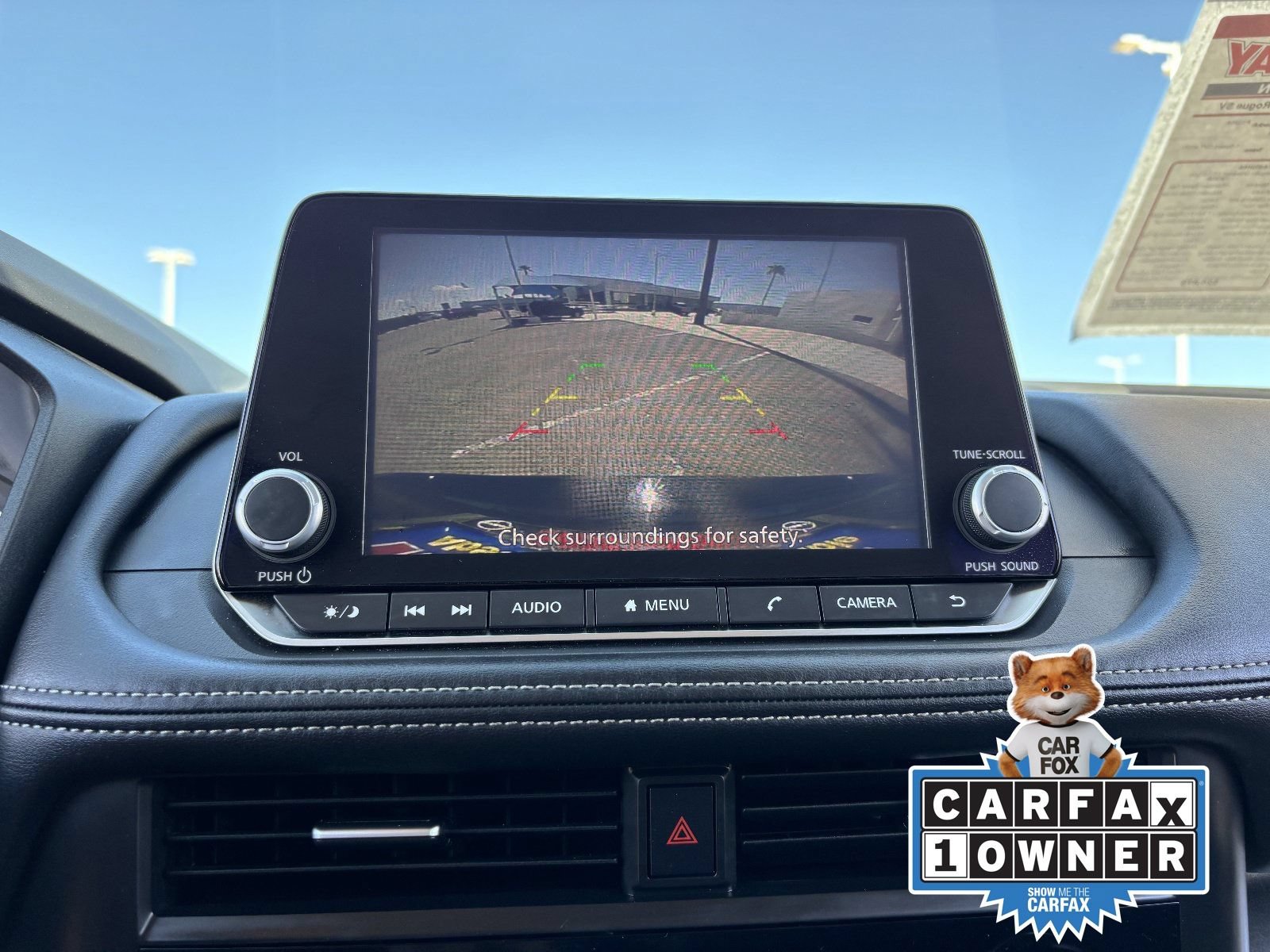 Used 2025 Nissan Rogue SV FWD image 24
