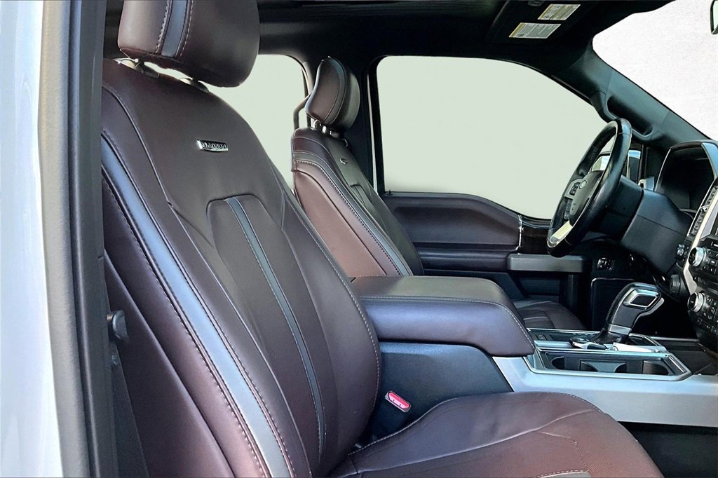 Used 2017 Ford F150 Platinum w/ Equipment Group 701A Luxury image 30