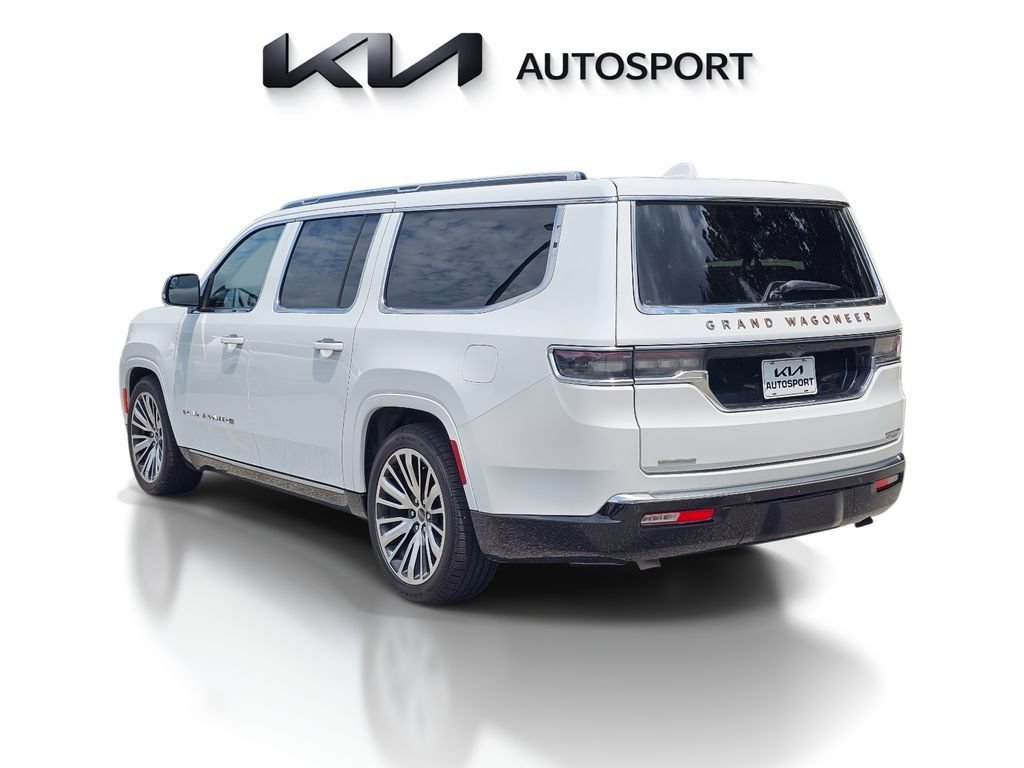 Used 2023 Jeep Grand Wagoneer L Series III AWD/4WD image 12