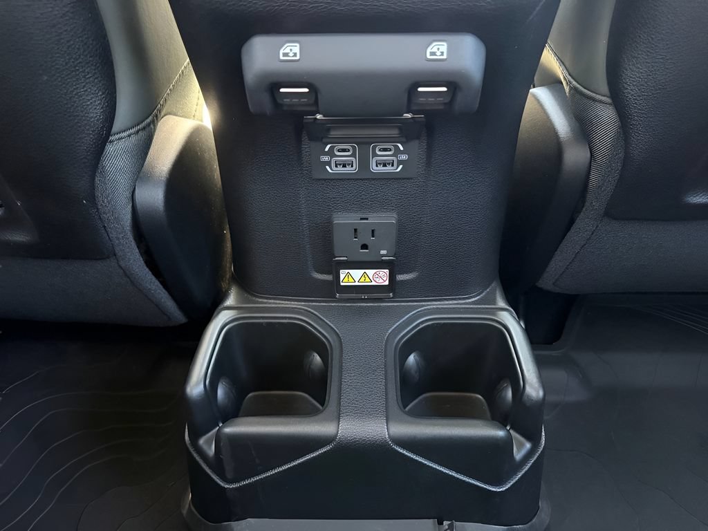 Used 2025 Jeep Gladiator Mojave w/ Convenience Group AWD/4WD image 13