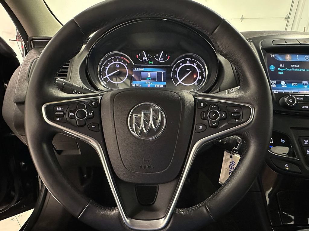 Used 2016 Buick Regal FWD image 30
