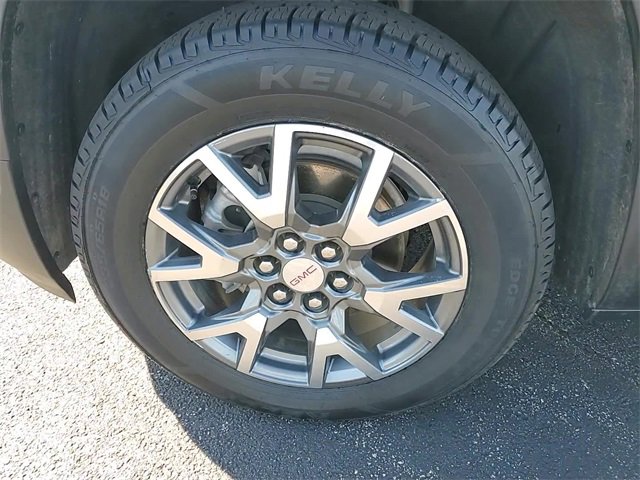 Used 2023 GMC Acadia SLT image 9