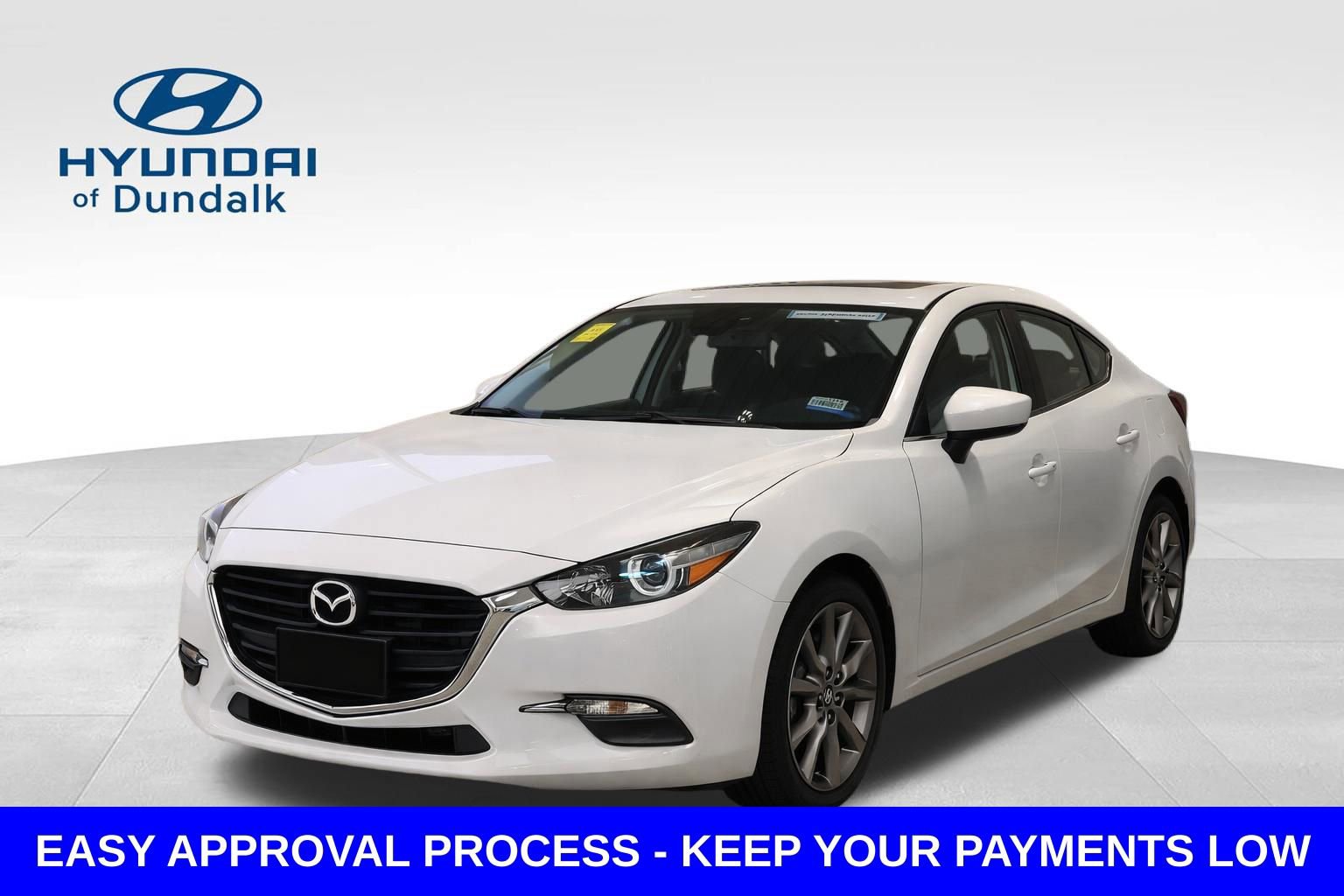 Used 2018 MAZDA MAZDA3 Touring FWD image 1