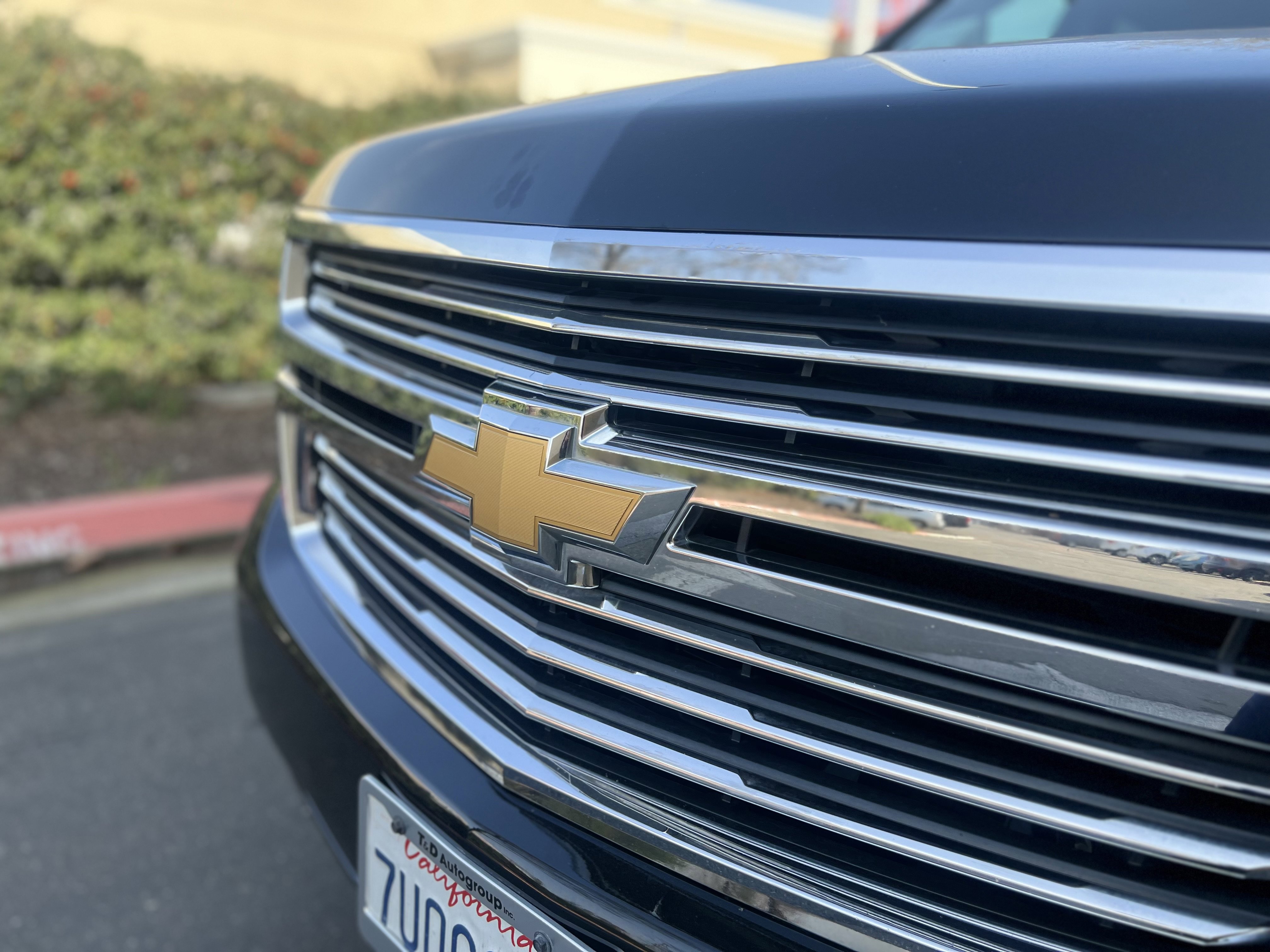 Used 2017 Chevrolet Suburban Premier image 5