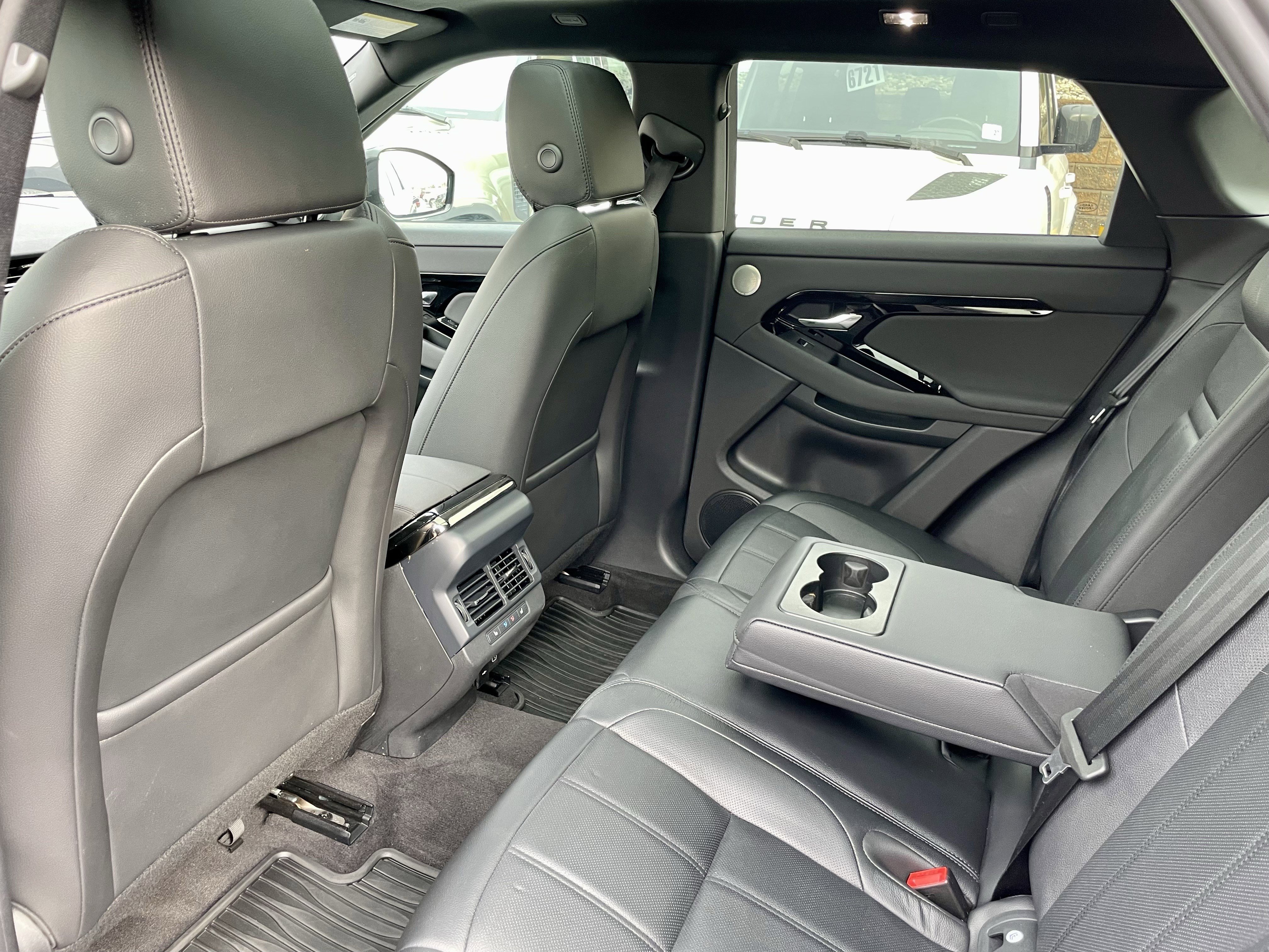 Certified 2024 Land Rover Range Rover Evoque Dynamic SE image 30