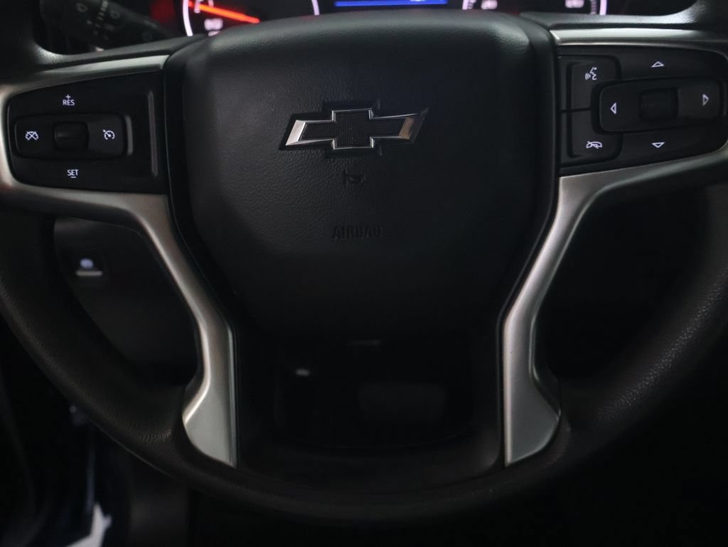 Used 2020 Chevrolet Silverado 1500 RST w/ Z71 Off-Road Package AWD/4WD image 18