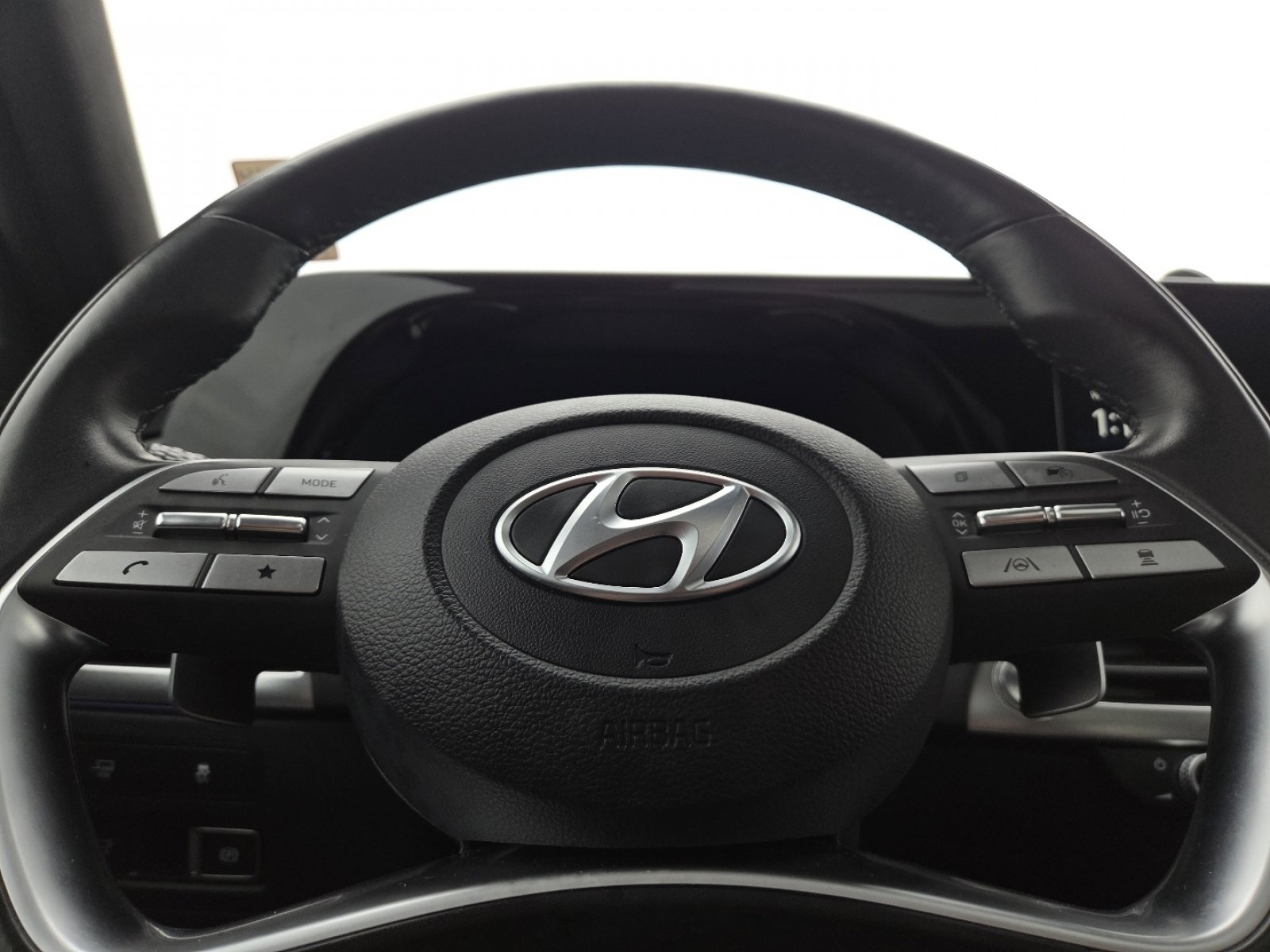 Used 2023 Hyundai Palisade Calligraphy image 28