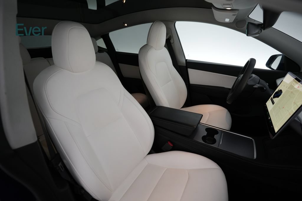 Used 2022 Tesla Model Y Performance AWD/4WD image 23