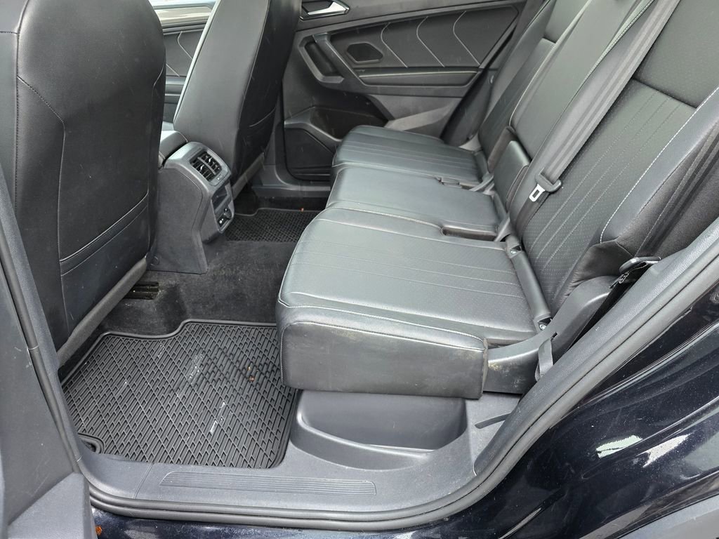 Used 2022 Volkswagen Tiguan SE image 20