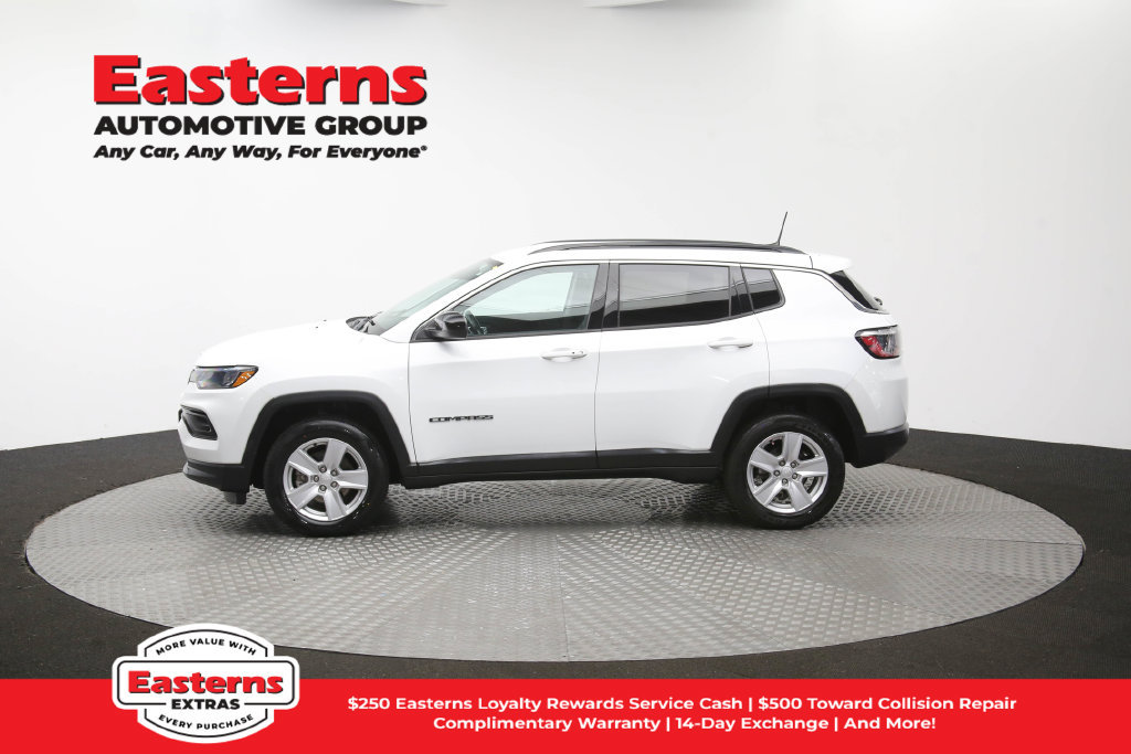 Used 2022 Jeep Compass Latitude w/ Convenience Group AWD/4WD image 60