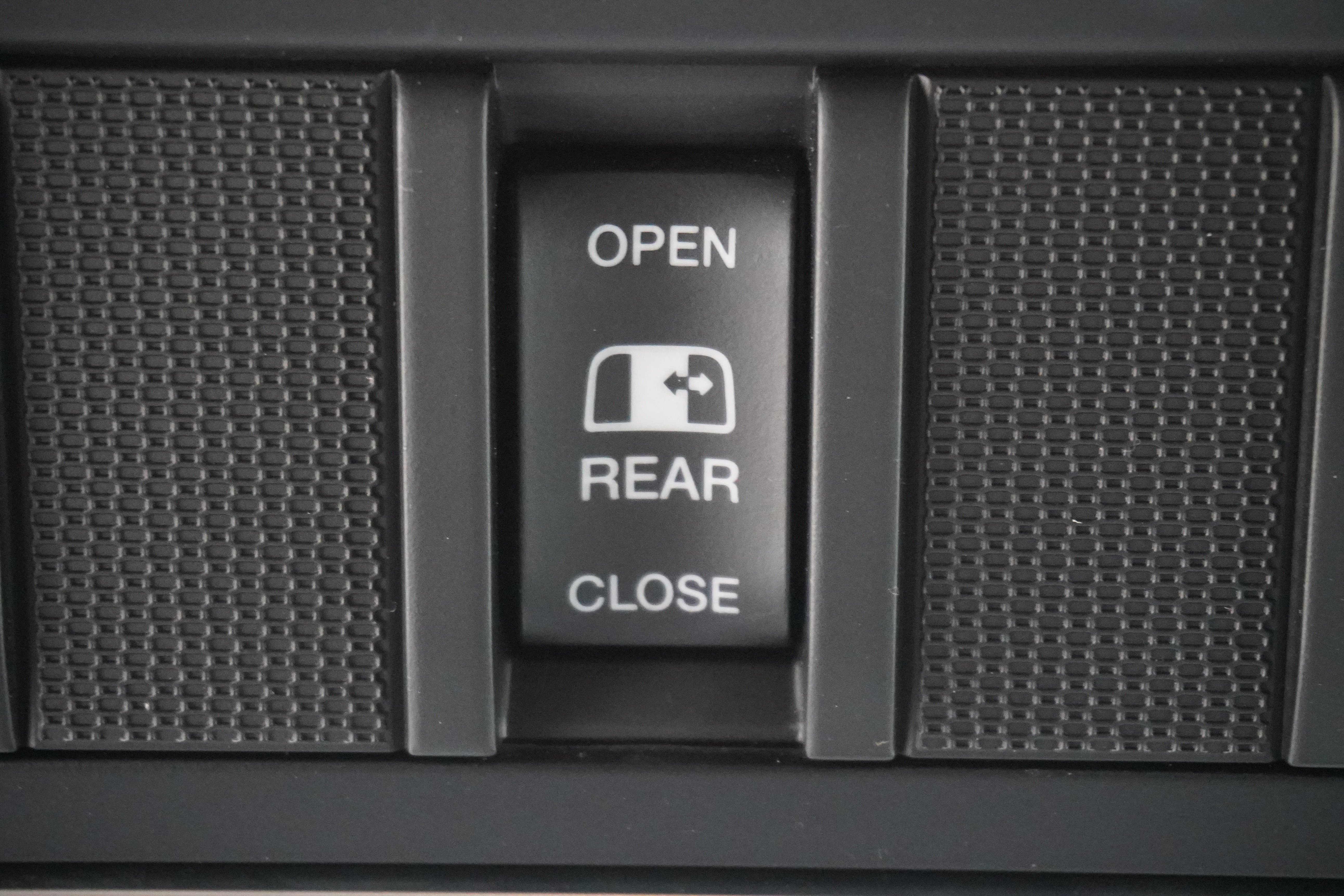 Used 2022 RAM 1500 Big Horn w/ Night Edition AWD/4WD image 24