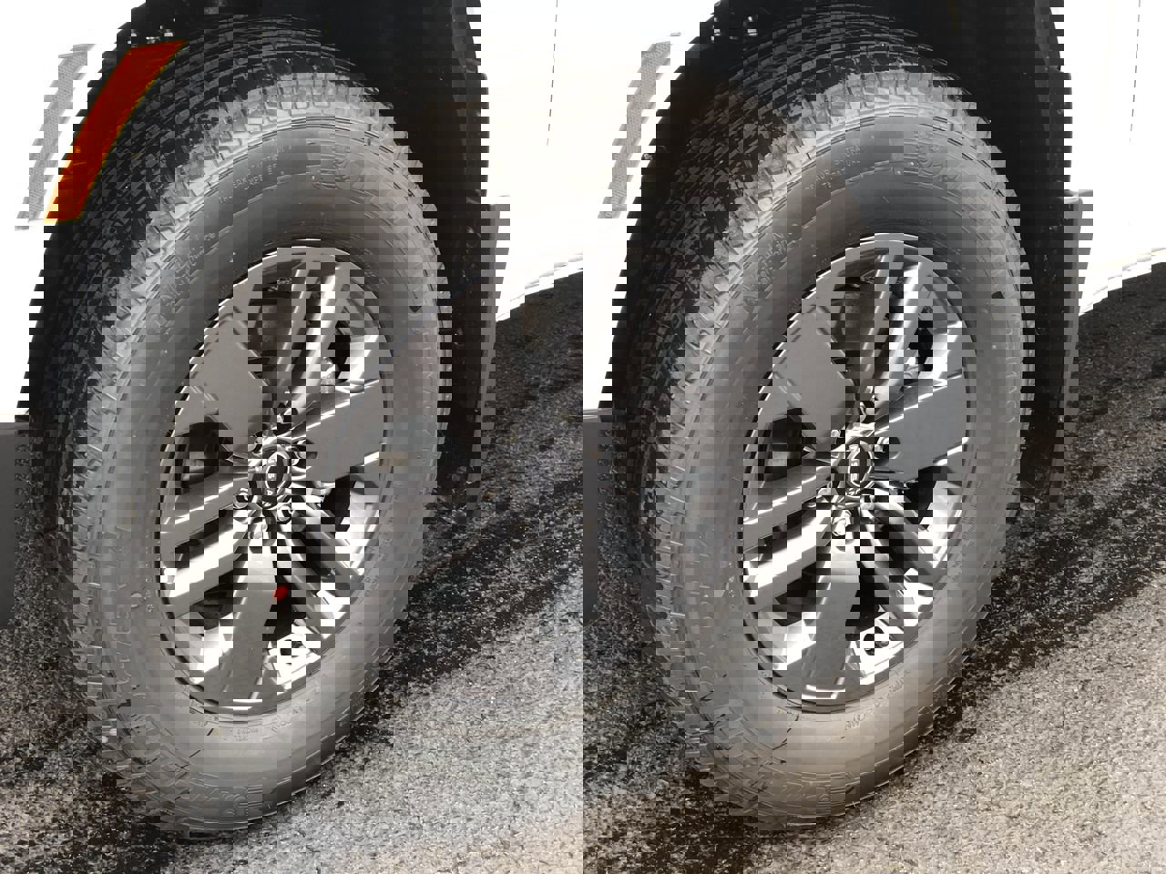 New 2026 Nissan Frontier SV w/ SV Convenience Package image 10