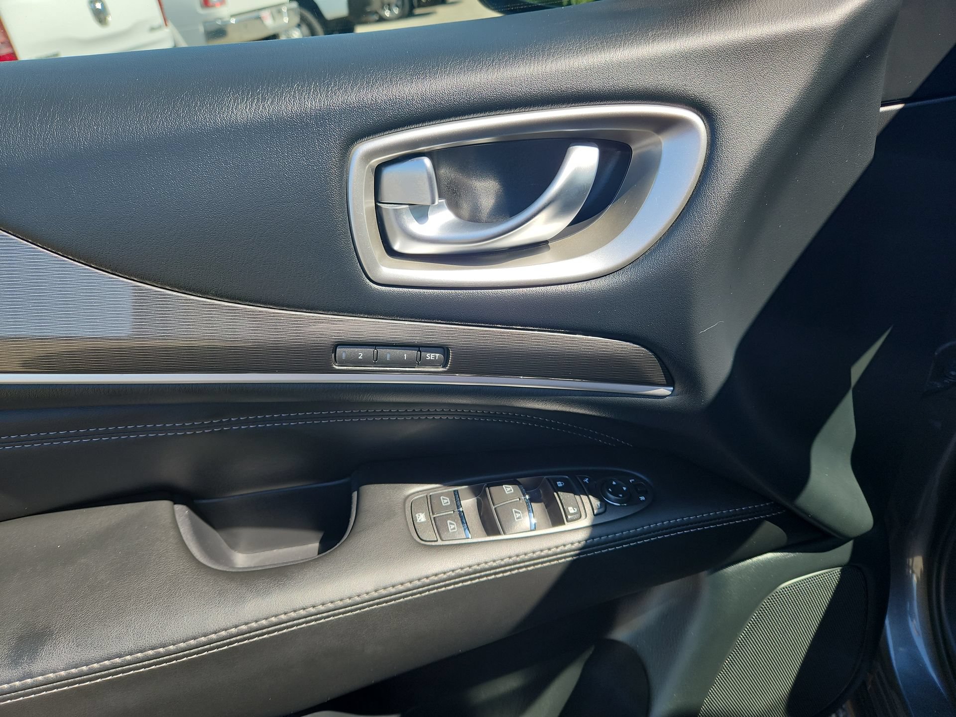Used 2018 INFINITI QX60 Luxe w/ Premium Plus Package AWD/4WD image 15