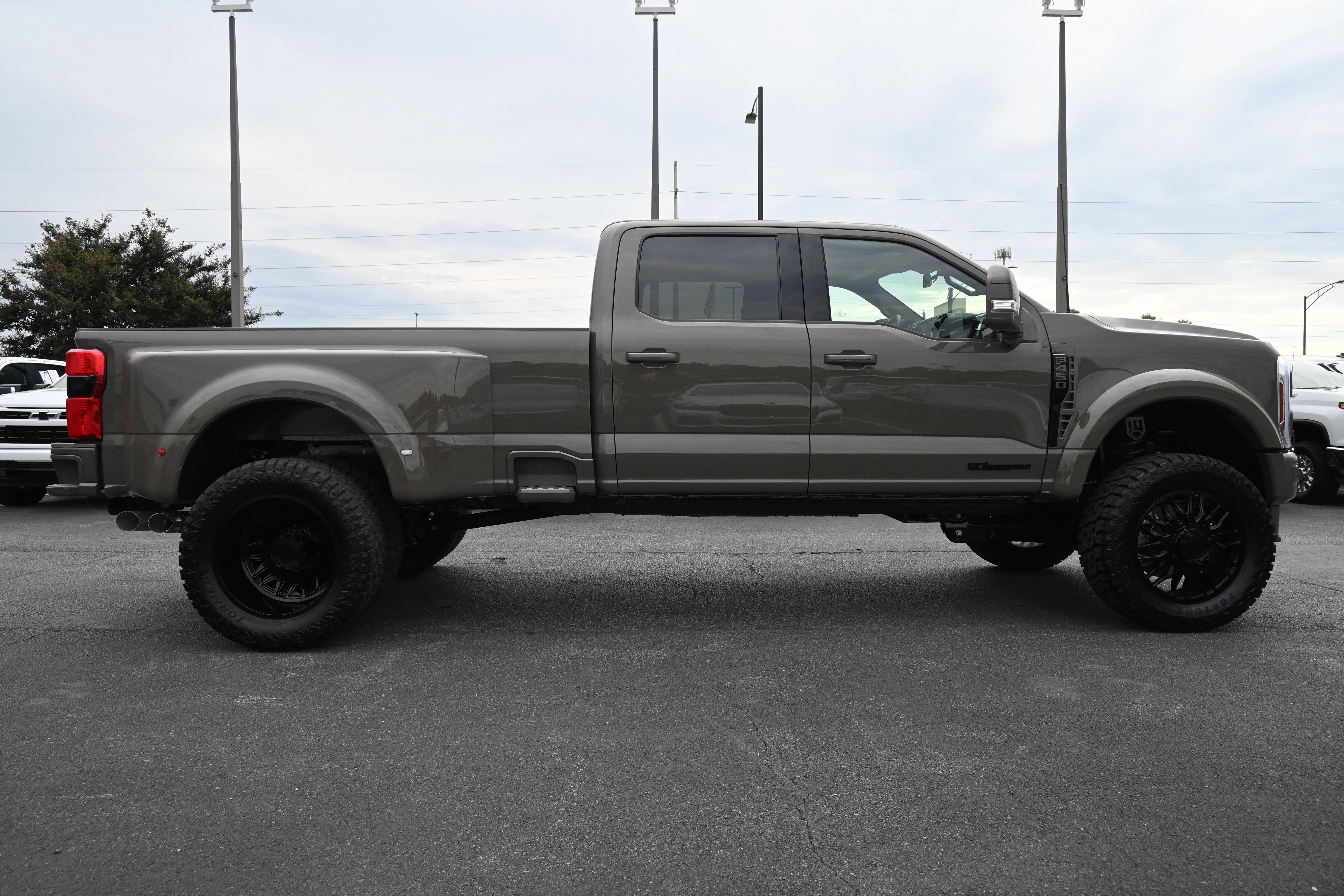 Used 2026 Ford F450 Lariat image 11