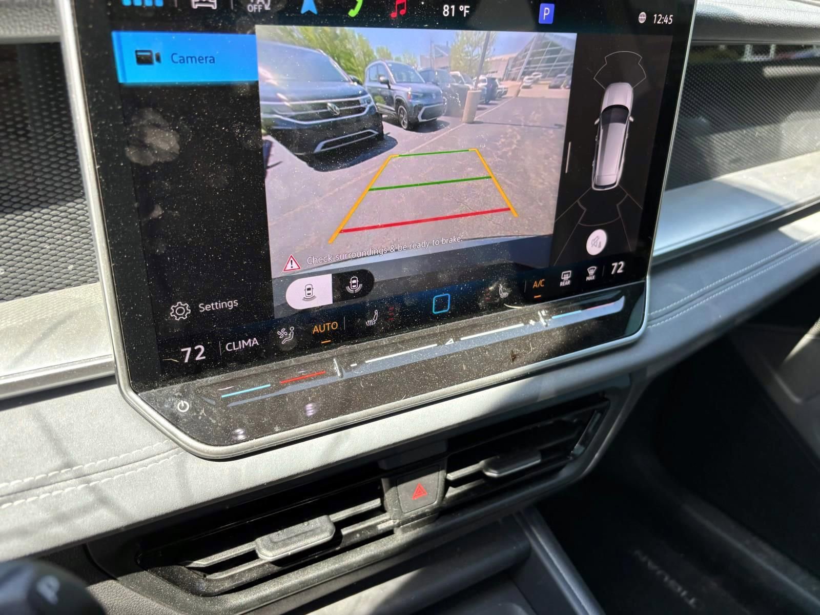 Used 2025 Volkswagen Tiguan SE R-Line AWD/4WD image 21