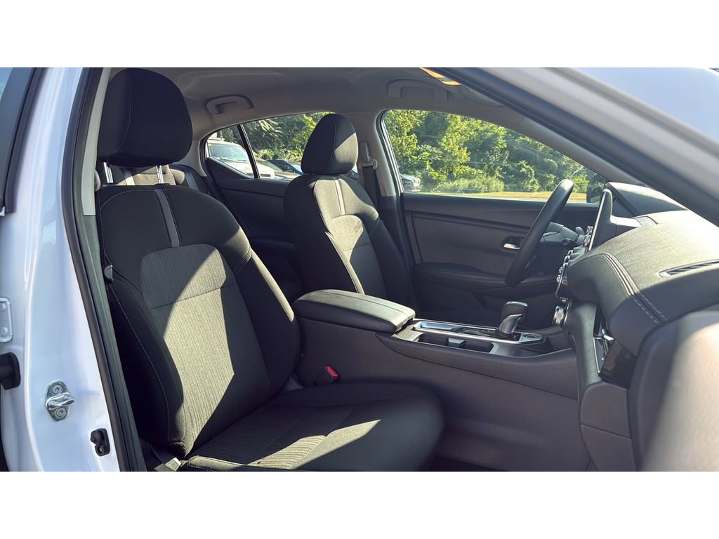 Used 2024 Nissan Sentra SV image 16