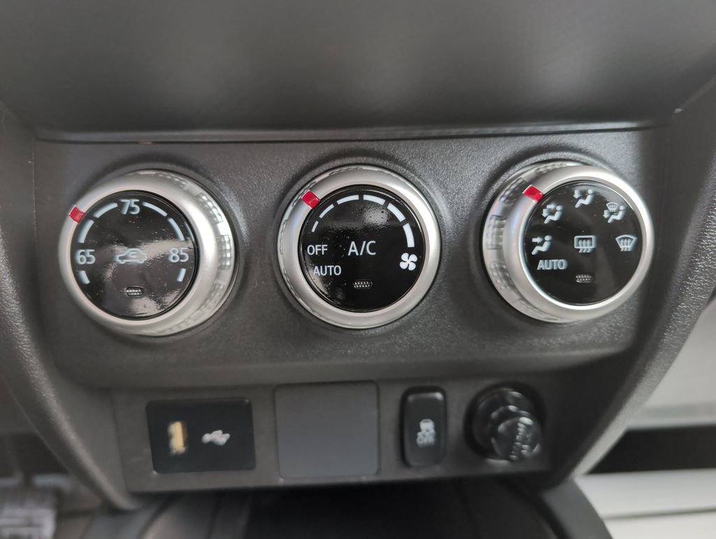 Used 2023 Mitsubishi Outlander Sport 2.0 ES image 15