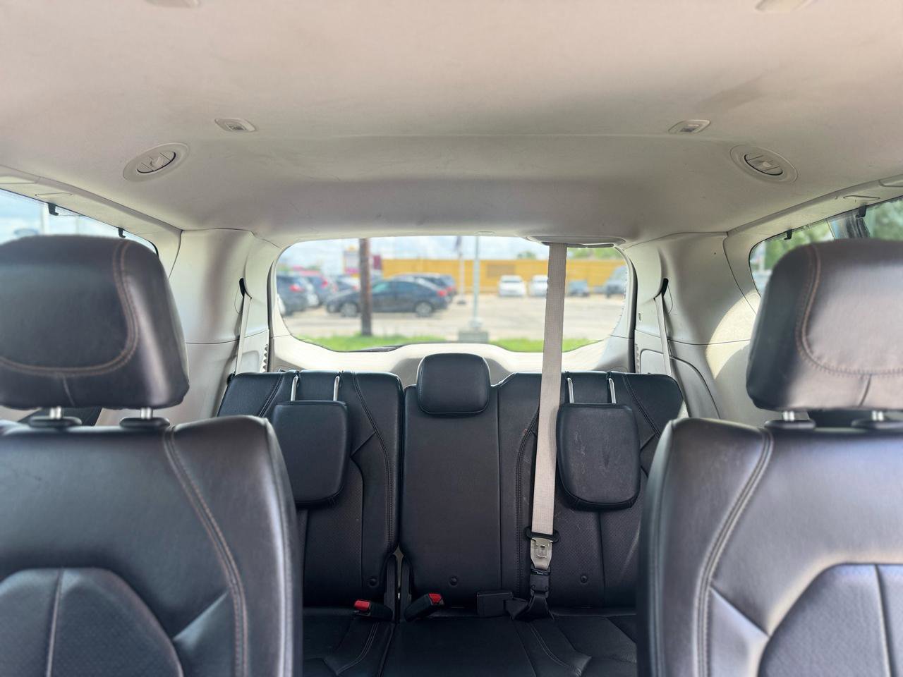 Used 2019 Chrysler Pacifica Touring-L image 55