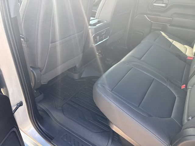 Used 2023 GMC Sierra 3500 SLT w/ SLT Convenience Package AWD/4WD image 23