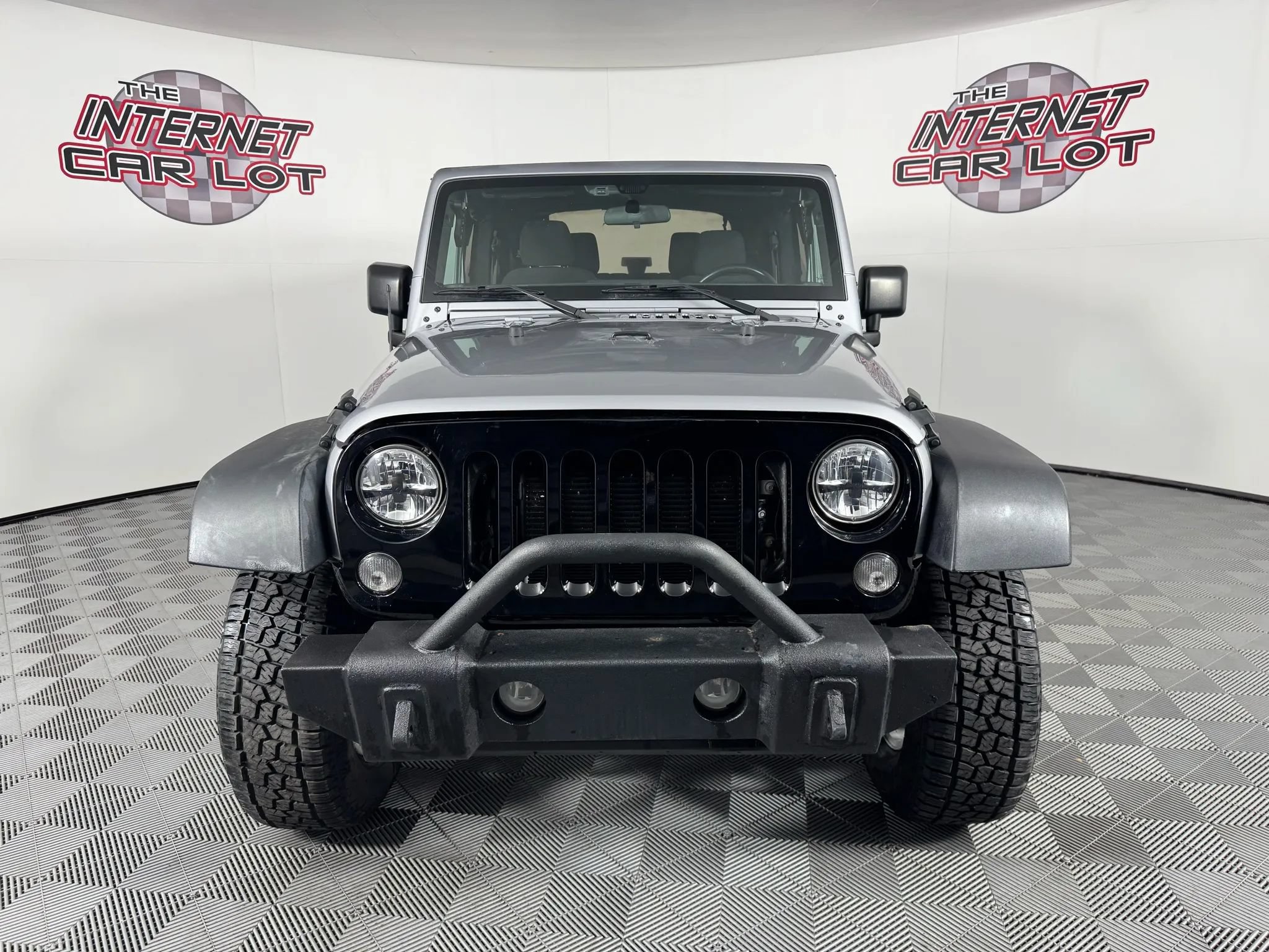 Used 2015 Jeep Wrangler Sport AWD/4WD image 2