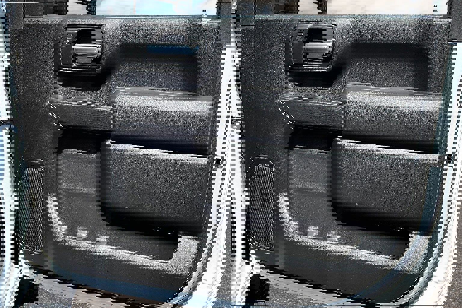 Used 2025 Chevrolet Silverado 2500 W/T w/ Snow Plow Prep/Camper Package image 18