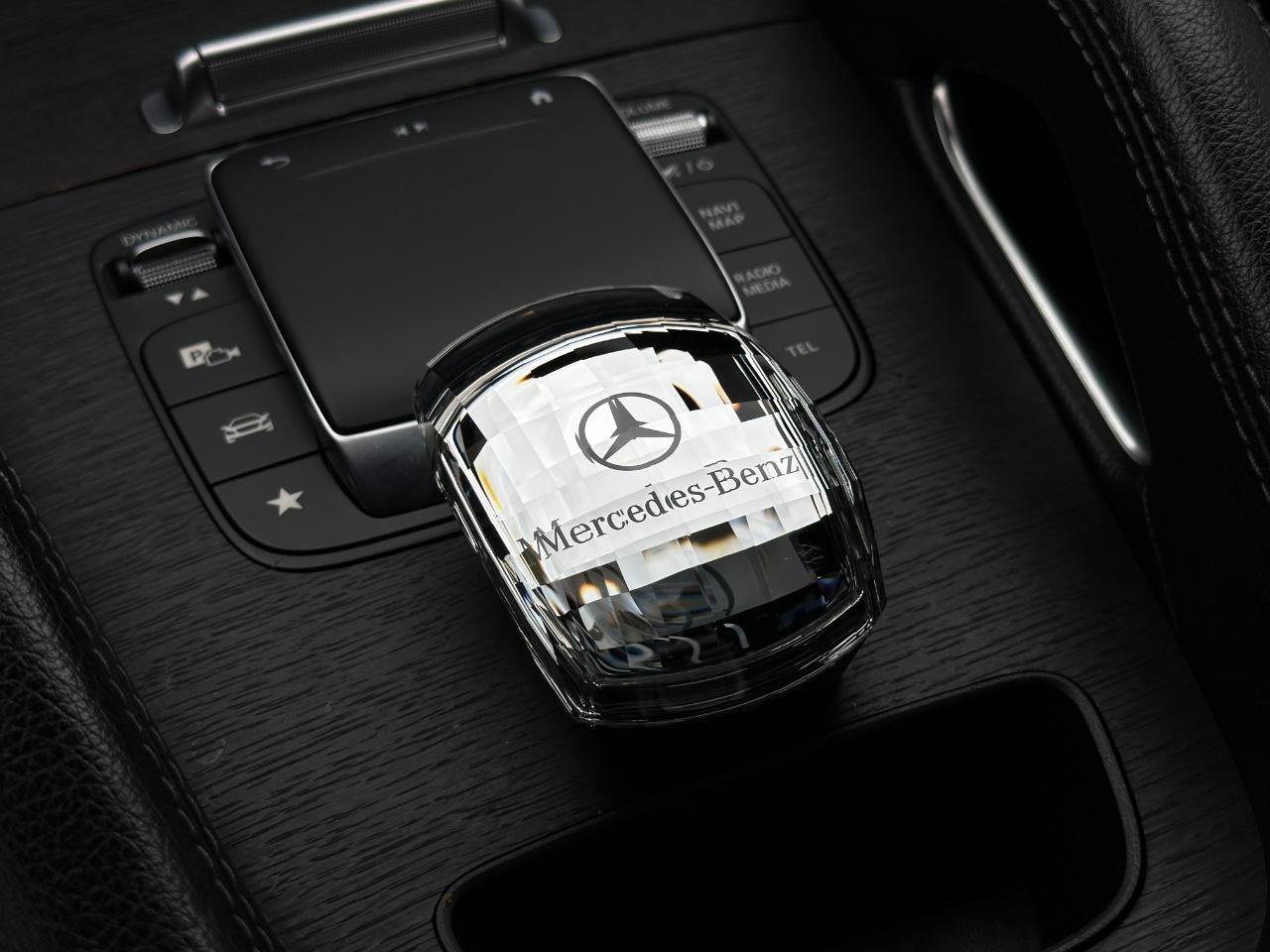 Used 2022 Mercedes-Benz GLE 350 4MATIC w/ AMG Line Exterior image 7