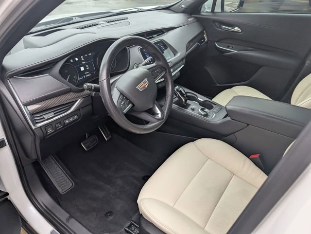 Certified 2023 Cadillac XT4 Sport image 14