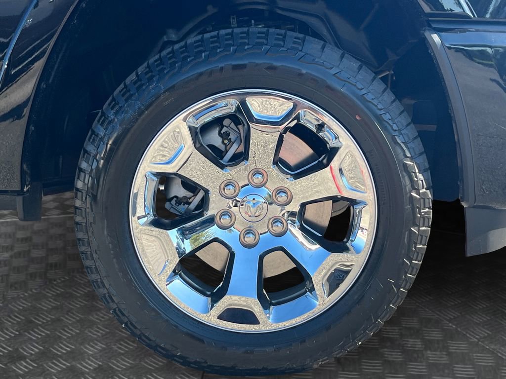 New 2026 RAM 1500 4x4 Crew Cab image 23