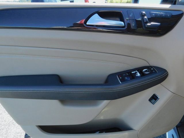 Used 2015 Mercedes-Benz ML 350 4MATIC image 22